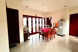 For Sale! Luxury House LT 420m2 Desain Elegan di BKR For Sale! Luxury House LT 420m2 Desain Elegan di BKR
