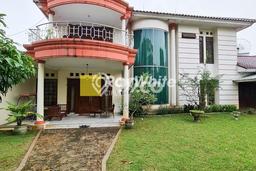 Siap Huni Hunian Elit 5 Kamar di Kebon Jeruk Dekat ke Mana Saja Siap Huni Hunian Elit 5 Kamar di Kebon Jeruk Dekat ke Mana Saja