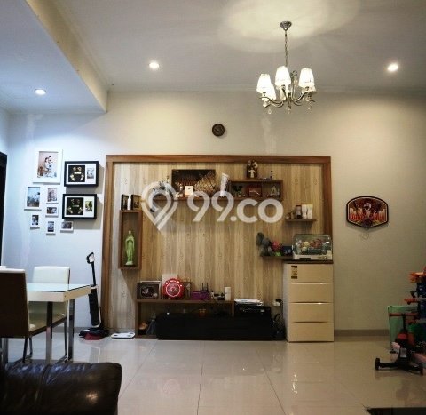 Rumah Lokasi Strategis area Batununggal, Bandung, Luas 126m² LB 108m² Rumah Lokasi Strategis area Batununggal, Bandung, Luas 126m² LB 108m²