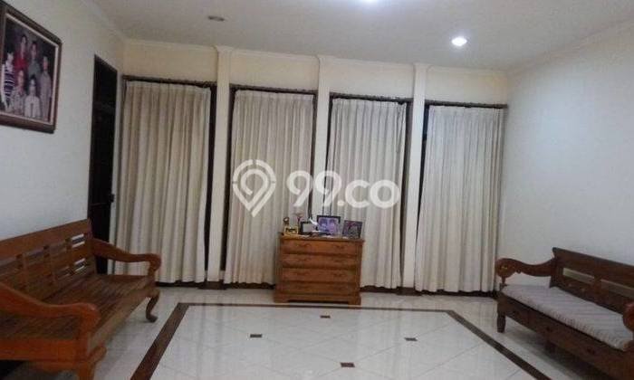 Rumah Mewah LB 450m2 Siap Huni Desain Elegan di Setiabudi, Bandung Rumah Mewah LB 450m2 Siap Huni Desain Elegan di Setiabudi, Bandung