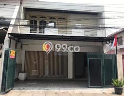 SPECIAL RATE! Rumah di Tomang, 3 KM, Area Sejuk, Luas 131m² LB 300m² SPECIAL RATE! Rumah di Tomang, 3 KM, Area Sejuk, Luas 131m² LB 300m²