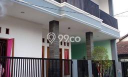 Jual Segera Rumah LB 195m² di Area Premium, Tangerang Selatan Jual Segera Rumah LB 195m² di Area Premium, Tangerang Selatan