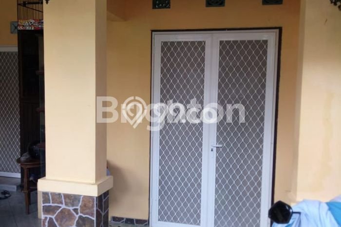 Jual Rumah Strategis Bagus Punya 2 KT di Gedangan Sidoarjo SHM Jual Rumah Strategis Bagus Punya 2 KT di Gedangan Sidoarjo SHM
