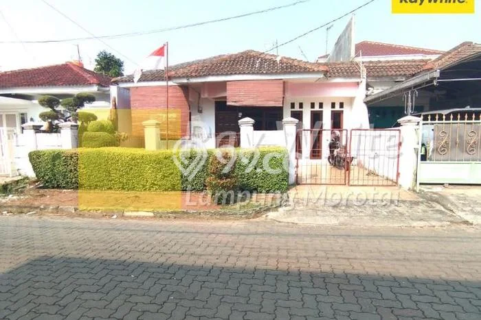 Siap Huni Rumah Mewah 4 Kamar di Way Halim Dekat ke Mana Saja Siap Huni Rumah Mewah 4 Kamar di Way Halim Dekat ke Mana Saja