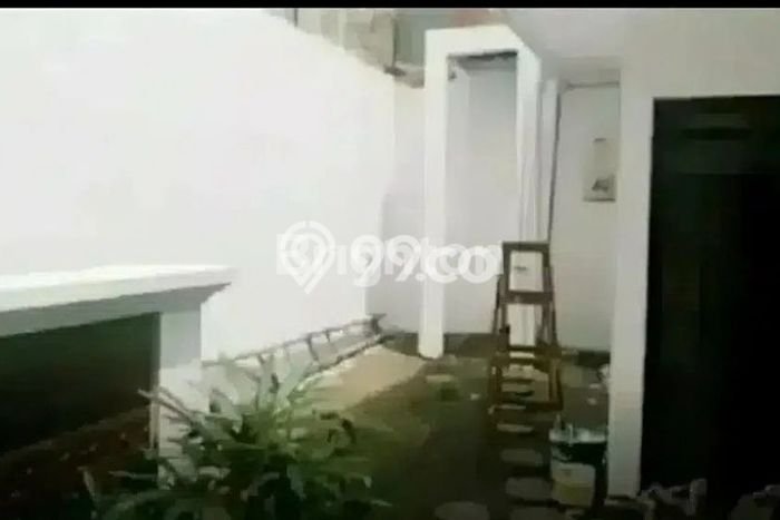 Dijual Rumah Elit Exclusive di Wonocolo, Surabaya Dijual Rumah Elit Exclusive di Wonocolo, Surabaya