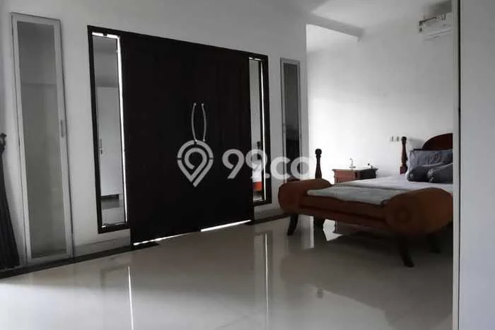 Rumah Luxury Modern Siap Huni di Pondok Indah Jakarta Selatan Rumah Luxury Modern Siap Huni di Pondok Indah Jakarta Selatan
