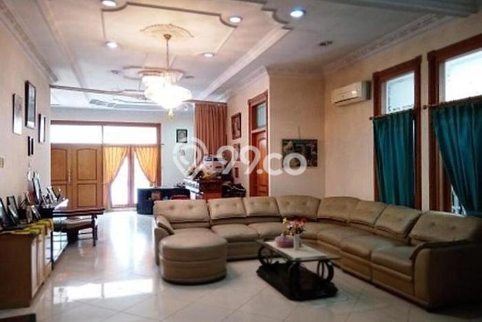 Siap Huni Hunian Elit 4 Kamar di Jatinegara Dekat ke Mana Pun Siap Huni Hunian Elit 4 Kamar di Jatinegara Dekat ke Mana Pun