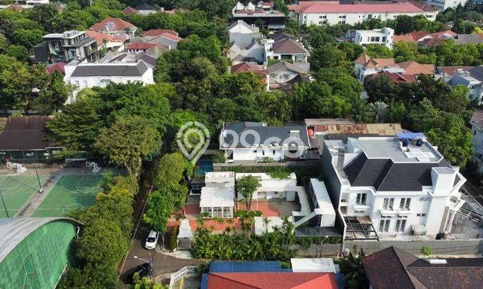 Rumah Eksklusif Dijual LT 608m2 di Kebayoran Baru, Jakarta Selatan Rumah Eksklusif Dijual LT 608m2 di Kebayoran Baru, Jakarta Selatan