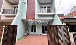 Rumah Siap Pakai di Tebet, Jakarta Selatan, Luas 87m² LB 166m² Rumah Siap Pakai di Tebet, Jakarta Selatan, Luas 87m² LB 166m²