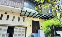 Rumah Berkualitas dengan 3 Kamar Tidur di Kawasan Elite Pondok Indah, Jakarta Selatan Rumah Berkualitas dengan 3 Kamar Tidur di Kawasan Elite Pondok Indah, Jakarta Selatan