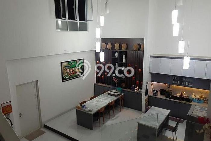 Hunian Mewah LB 450m2 Siap Huni Desain Elegan di Kalideres, Jakarta Barat Hunian Mewah LB 450m2 Siap Huni Desain Elegan di Kalideres, Jakarta Barat
