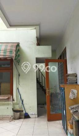 Rumah Mewah LB 400m2 Siap Pakai Desain Elegan di Joglo, Jakarta Barat Rumah Mewah LB 400m2 Siap Pakai Desain Elegan di Joglo, Jakarta Barat