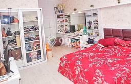 Hunian Elit LB 500m2 Siap Huni Desain Elegan di Joglo, Jakarta Barat Hunian Elit LB 500m2 Siap Huni Desain Elegan di Joglo, Jakarta Barat