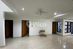 Dijual Rumah Mewah Megah Dengan View Eksklusif di Joglo, Jakarta Barat Dijual Rumah Mewah Megah Dengan View Eksklusif di Joglo, Jakarta Barat