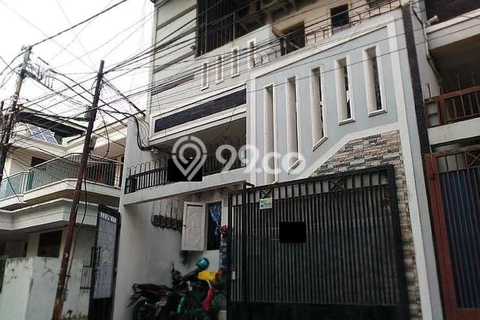 Sewa Rumah Harga Terjangkau di Tanjung Duren Jakarta Barat dengan 5 Kamar Tidur Sewa Rumah Harga Terjangkau di Tanjung Duren Jakarta Barat dengan 5 Kamar Tidur