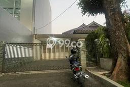 Rumah Luxury Modern Tanpa Renovasi di Pondok Indah Jakarta Selatan Rumah Luxury Modern Tanpa Renovasi di Pondok Indah Jakarta Selatan