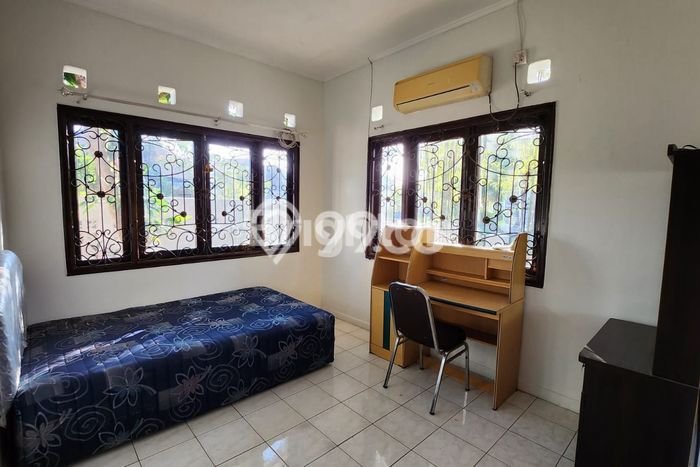 RUMAH MEWAH 1 1/2 LANTAI FULLY FURNISHED DI PERUMAHAN WIKA BALIKPAPAN RUMAH MEWAH 1 1/2 LANTAI FULLY FURNISHED DI PERUMAHAN WIKA BALIKPAPAN