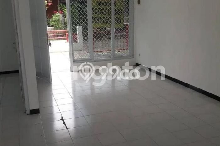 Rumah Disewakan Semarang LT 148m2 LB 150m2 Area Ngesrep Rumah Disewakan Semarang LT 148m2 LB 150m2 Area Ngesrep