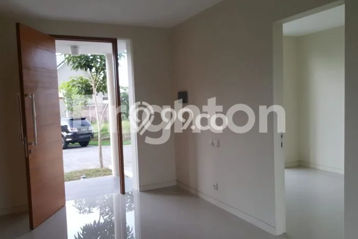 Jual Rumah Eksklusif 3 KT di Sambiroto, Semarang Jual Rumah Eksklusif 3 KT di Sambiroto, Semarang