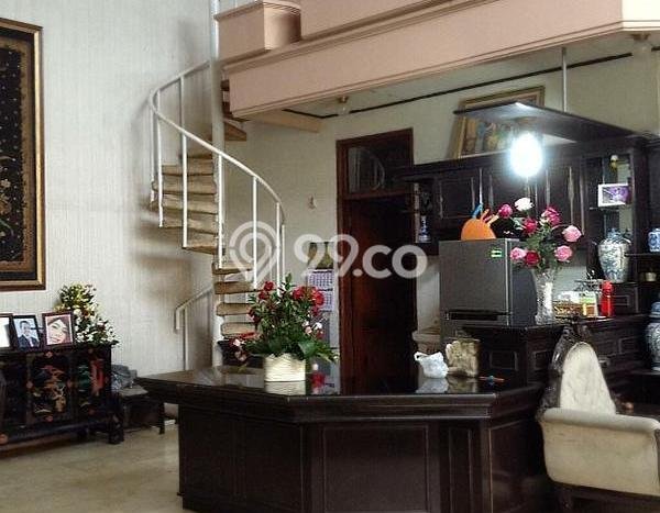 Ready to Use! Premium House LT 605m2 Desain Elegan di Soekarno Hatta Ready to Use! Premium House LT 605m2 Desain Elegan di Soekarno Hatta