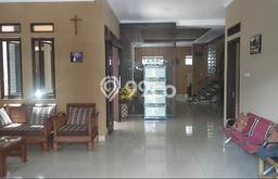 Rumah Luxury Modern Tanpa Renovasi di Garuda Bandung Rumah Luxury Modern Tanpa Renovasi di Garuda Bandung