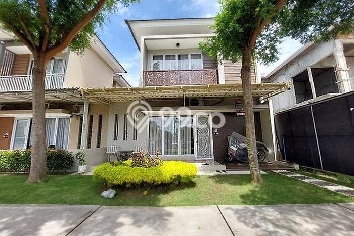 For Sale! Luxury House LT 160m2 Desain Elegan di Grand Wisata For Sale! Luxury House LT 160m2 Desain Elegan di Grand Wisata
