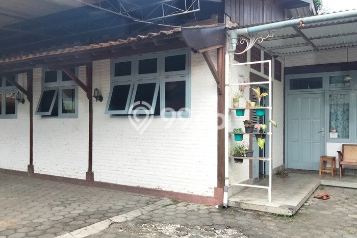 Dijual Cepat Rumah Bagus Siap Huni LB 93m2 di Umbulharjo, Yogyakarta Dijual Cepat Rumah Bagus Siap Huni LB 93m2 di Umbulharjo, Yogyakarta