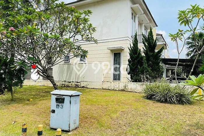 Dijual Rumah Elit Exclusive di Serpong, Tangerang Selatan Dijual Rumah Elit Exclusive di Serpong, Tangerang Selatan