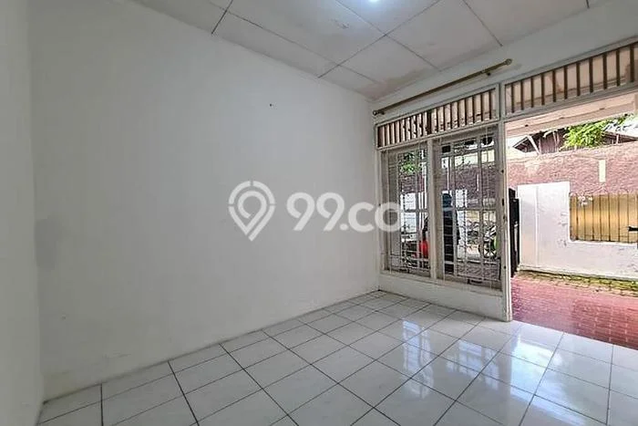 Rumah sewa siap huni 3 Kamar Tidur di Pejaten, Jakarta Selatan Rumah sewa siap huni 3 Kamar Tidur di Pejaten, Jakarta Selatan