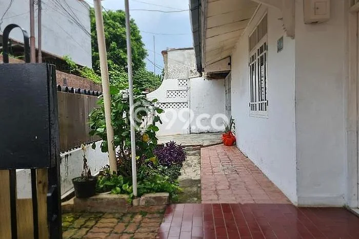 Rumah sewa siap huni 3 Kamar Tidur di Pejaten, Jakarta Selatan Rumah sewa siap huni 3 Kamar Tidur di Pejaten, Jakarta Selatan
