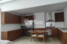 Rumah area Jati Padang, Akses ke Tol, 5 KM, LT 308m2m² Bangunan 337m2m² Rumah area Jati Padang, Akses ke Tol, 5 KM, LT 308m2m² Bangunan 337m2m²