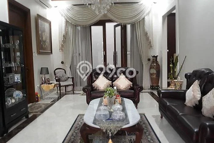 Siap Huni Hunian Elit 6 Kamar di Cinere Dekat ke Mana Pun Siap Huni Hunian Elit 6 Kamar di Cinere Dekat ke Mana Pun