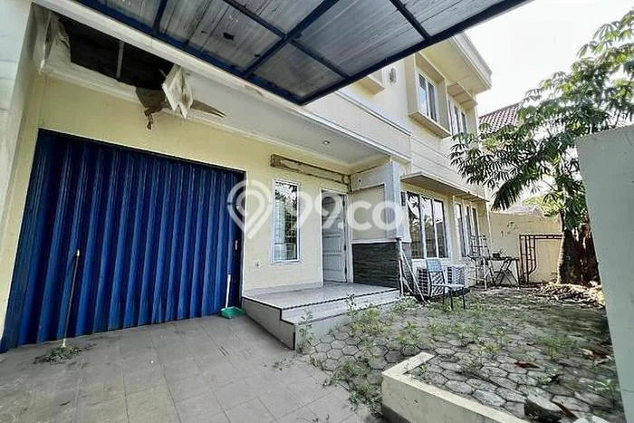 Rumah Mewah Siap Huni LT 240m2 di Karawaci, Tangerang Rumah Mewah Siap Huni LT 240m2 di Karawaci, Tangerang
