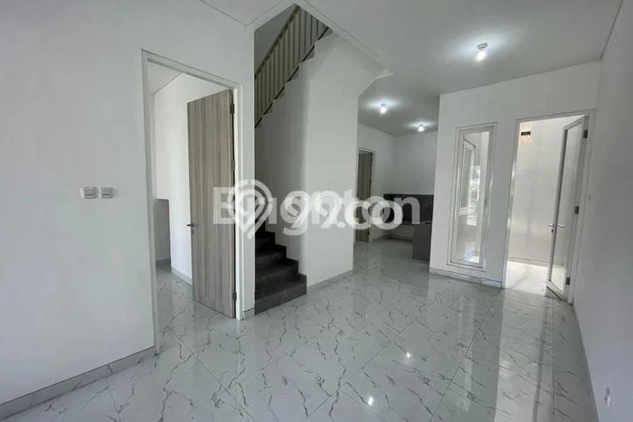 Dijual Hunian Rumah Nyaman 3 KT di Pondok Tjandra, Sidoarjo Dijual Hunian Rumah Nyaman 3 KT di Pondok Tjandra, Sidoarjo