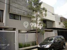 SPECIAL OFFER! Rumah Asri di Semanan, Luas 112m² Bangunan 172m² SPECIAL OFFER! Rumah Asri di Semanan, Luas 112m² Bangunan 172m²