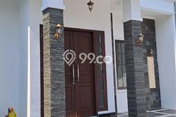 Dijual Segera Rumah 3 Kamar Tidur di Kawasan Perumahan Ciputat, Tangerang Selatan Dijual Segera Rumah 3 Kamar Tidur di Kawasan Perumahan Ciputat, Tangerang Selatan