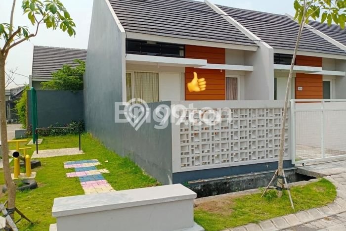 Rumah Bisa KPR LT 77m2m² di Kawasan Perumahan Benowo, Surabaya Rumah Bisa KPR LT 77m2m² di Kawasan Perumahan Benowo, Surabaya