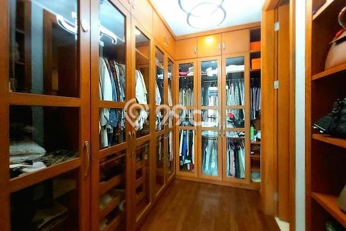 Rumah Mewah LB 800m2 Siap Huni Desain Elegan di patra kuningan, Jakarta Selatan Rumah Mewah LB 800m2 Siap Huni Desain Elegan di patra kuningan, Jakarta Selatan