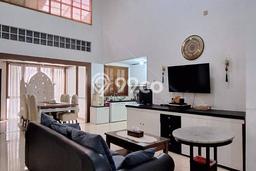 DREAM HOME! Rumah di Bintaro, 2 KM, Free Macet, Luas 404m² Bangunan 210m² DREAM HOME! Rumah di Bintaro, 2 KM, Free Macet, Luas 404m² Bangunan 210m²