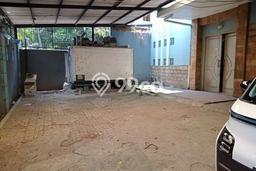 Ready to Use! Luxury House LT 520m2 Desain Elegan di Guntur Ready to Use! Luxury House LT 520m2 Desain Elegan di Guntur