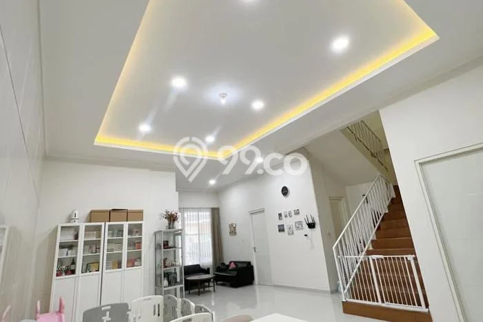 Dijual Rumah Premium dengan Fasilitas Sekitar Komplit di Mulyorejo, Surabaya Dijual Rumah Premium dengan Fasilitas Sekitar Komplit di Mulyorejo, Surabaya