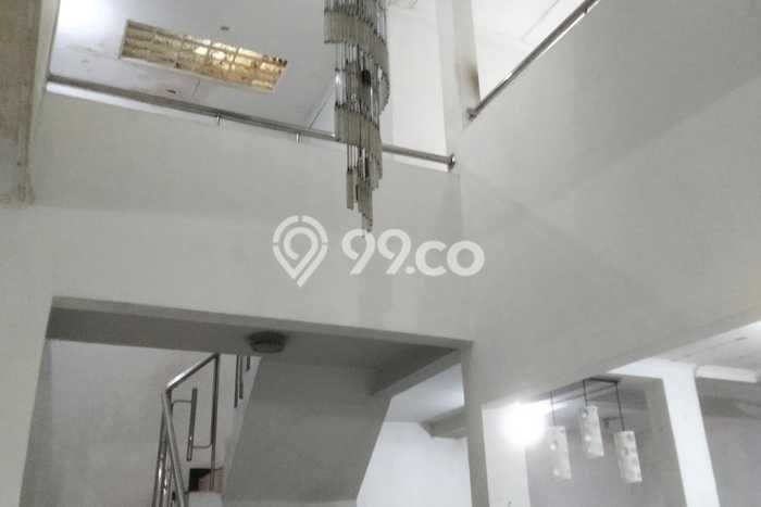 For Sale Hunian Rumah Terawat 4 Kamar di Babatan, Surabaya For Sale Hunian Rumah Terawat 4 Kamar di Babatan, Surabaya
