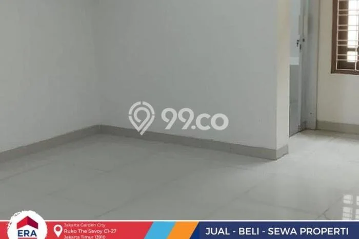 Rumah Luxury Modern Tanpa Renovasi di Grogol Jakarta Barat Rumah Luxury Modern Tanpa Renovasi di Grogol Jakarta Barat