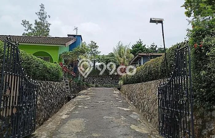 Jual Rumah Favorit Siap Huni LB 250m2 di Cipanas, Cianjur Jual Rumah Favorit Siap Huni LB 250m2 di Cipanas, Cianjur