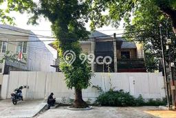 Siap Huni Rumah Mewah 5 Kamar di Kebayoran Baru Dekat ke Mana Saja Siap Huni Rumah Mewah 5 Kamar di Kebayoran Baru Dekat ke Mana Saja