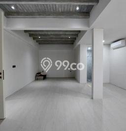 Brand New House Dua Lantai di Senopati Jakarta Selatan Dijual Brand New House Dua Lantai di Senopati Jakarta Selatan Dijual