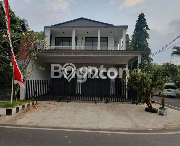 Rumah Luxury Siap Huni di Malang Fasilitas Lengkap Rumah Luxury Siap Huni di Malang Fasilitas Lengkap