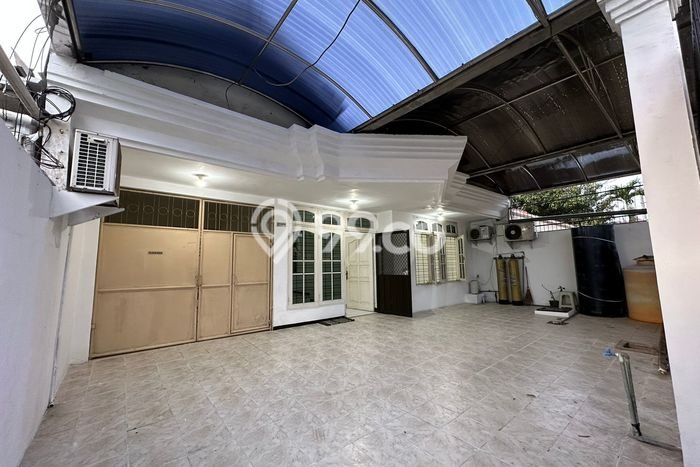 Dijual Rumah Premium dengan Fasilitas Sekitar Komplit di Tandes, Surabaya Dijual Rumah Premium dengan Fasilitas Sekitar Komplit di Tandes, Surabaya