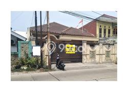 Jual Rumah Strategis Bagus Punya 2 KT di Karawaci Tangerang - Jual Rumah Strategis Bagus Punya 2 KT di Karawaci Tangerang -