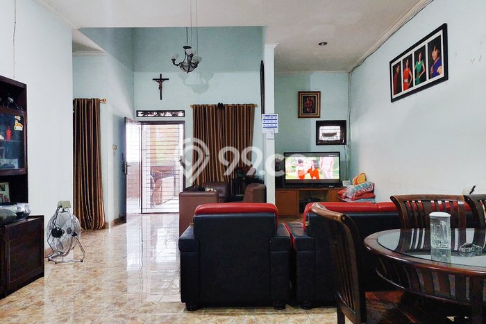 Rumah Modern 5 KT di Depok II Depok Semi Furnished Rumah Modern 5 KT di Depok II Depok Semi Furnished